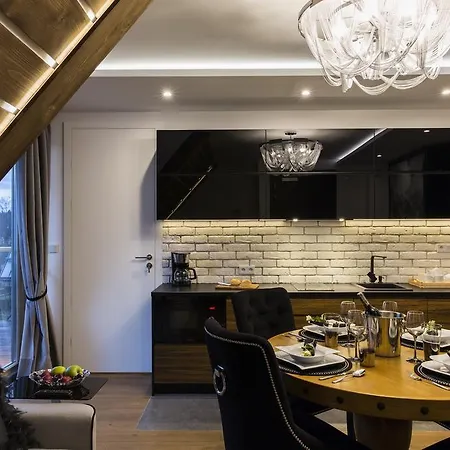Apartment Luksusowy Apartament W Sercu Tatr Czarny Staw *